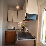 Apartment Art Sole